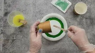 #1907 Green Daisy Belly Flower Using Promarine Resin