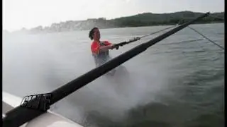 CuteWinFail: Barefoot bail