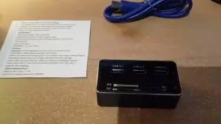 USB 3.0 card reader hub