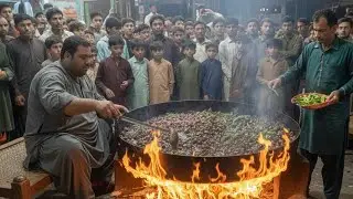 CRAZY CROWD! 500KG Tawa Beef Kaleji Fry! Roadside Street Food