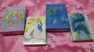 #deckcomparison The Oracle from UNIVERSE & The Oracle from GAIA