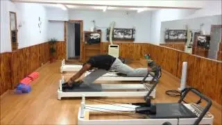 A short routine on the reformer. Flowing Body Pilates
