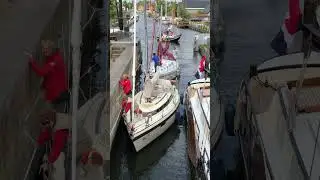 Workum Sluis - Schleusenkino 3/10 - Holland by Boat - meerseen.tv