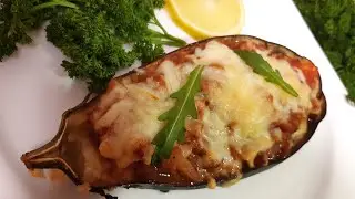 Gefüllte Auberginen mit Hackfleisch. Einfach und sehr lecker!