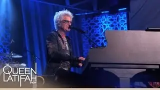 REO Speedwagon Performs 