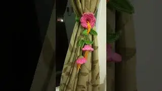Crochet Curtain Holder with Bell Shaped Flowers