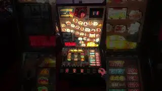 A fiver vs only fools and horses fruit machine 