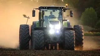Agro Bükkösd Kft. 2x Claas Axion 930, 850 & Vaderstad 2022