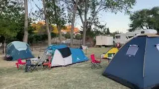 G&uuml;neyli yeşil beyaz kamp yeri