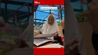 Masyaallah anak ini beri kejutan hadiah umroh untuk sang ibu