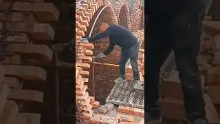 Dome structure #structure #dome #bend #architecture #maison #bricks #construction #house #plaster