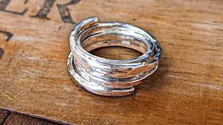 Comment Nettoyer des Bijoux en Argent Oxyd&eacute;s (Noircis)