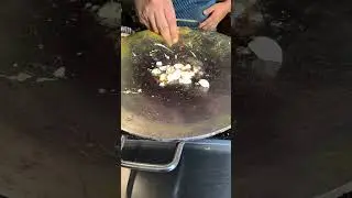 Egg Schezwan Tadka 🔥 Most unique recipe ♥️ Vishal_ omelette_Official #food #viral #streetfood #egg 