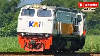 Kompilasi perjalanan kereta api diindonesia [ compilation of train journeys in indonesia ]