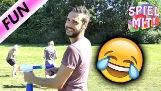 SQUAP MIT WASSERBOMBEN! Wer lässt den Wasserballon zerplatzen? Kaan, der Spielverderber!