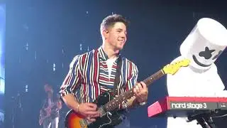 Jonas Brothers - Leave Before You Love Me with Marshmallow (Live)