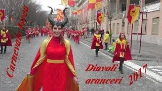 I Diavoli aranceri prima della battaglia delle arance - Carnevale Ivrea 2017