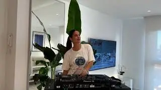 Sara Collado at Home | Chill House and Deep House DJ Set