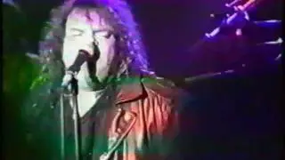 Vienna (1988): Mad Man Escapes / Out of the Frying Pan