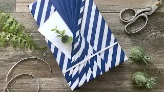 Twisted Bow Gift Wrapping (Reversible Paper) | Gift Wrapping Ideas