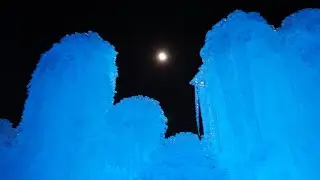 REAL LIFE ICE CASTLE!!