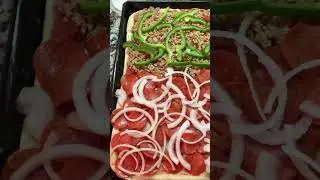 Homemade Half & Half Pizza Prep | Pepperoni & Onion + Sausage & Peppers | Florida Beach Pizza Night