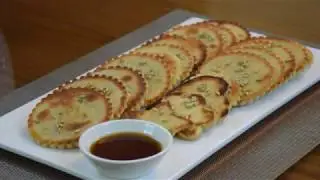 Makai ki Meethi Tikkiyan (Roti) Recipe in Urdu/ Hindi | Meethi Tikyan | Dars Kitchen