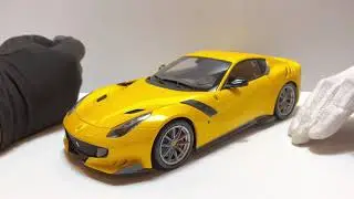 Track Monster: BBR 1/18 Ferrari F12 TDF