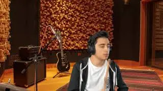 Looploft & Larry Goldings play along