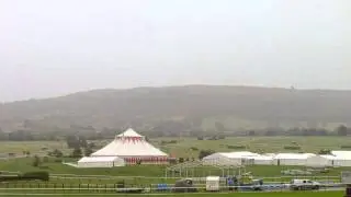2010.08.20-Cheltenham-racecourse-Greenbelt-festival-setup-PhotoGlow-time-lapse-video-Best-Mate.mp4