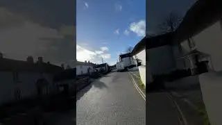 Solo Countryside Walk 🗺️🚶&zwj;♀️- North Devon, UK 🇬🇧 Bright Day, Blue Sky - BritishGirlExplores