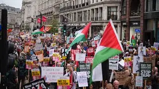 Thousands protest against Donald Trump&rsquo;s UK state visit