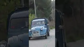 Coches Cl&aacute;sicos Citro&euml;n 2 CV AZU Furgoneta  #automobile #restoration
