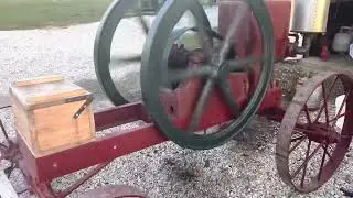 6 hp IHC titan portable hit miss engine