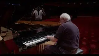 Emanuel Ax Previews the Maene-Vi&ntilde;oly Concert Grand Before its Philadelphia Premiere