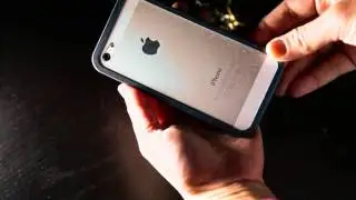 Kickstarter Aluminum Case for iPhone 5 with Smart Dock Packaging by Craftwerk