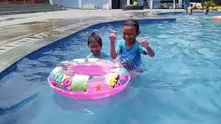 Liburan Sekolah KK.Fira dan Dd.Sekar Berenang di Kolam Renang Halim Perdanakusuma