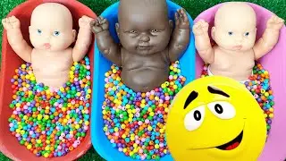 Full of 3 Rainbow Bath Tubs Candy with M&M's & Magic Slime Cutting