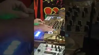 Scracht na SX Pioneer , com virtual DJ 8.4 infinity pro.