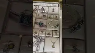 Disney Halloween Pandora Charms #Disneyworld #disneyparks #pandora