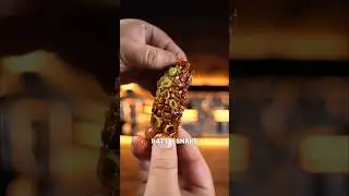 Вы пробовали ребрышки из хвостов гремучей змеи?