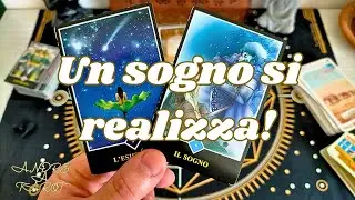 CAPIRAI CHE È LA PERSONA GIUSTA!❤️ E IL PASSATO SARÀ SOLO UN LONTANO RICORDO ⚡☀️ #tarocchi