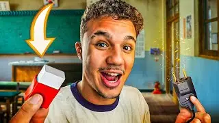 J&aacute; Acabou Com A Luz Da Escola?