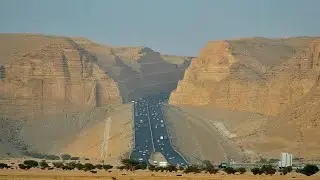 the desert Riyadh-Makkah(Mecca) highway in Saudi Arabia