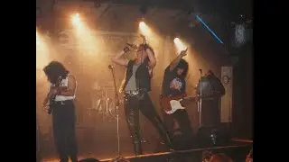 VIUDA NEGRA en vivo ACA TRAZ caballito SHOWS 1994 (part.3)