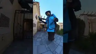 This Amazon delivery driver is quicker than a lightning strike!