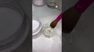 PICKING UP ACRYLIC BEADS USING DIFFERENT LIQUIDS??? 💅🏽