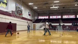 2V2 Basketball. 19jose19 and Ryan Curry Vs D1 Hooper and 8 Foot Hooper.
