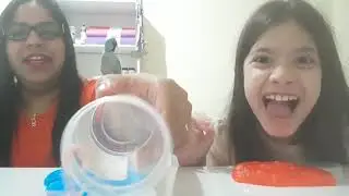 Testando Slime Kimeleka Insetos e Glitter da Acrilex. Divers&atilde;o para toda fam&iacute;lia.