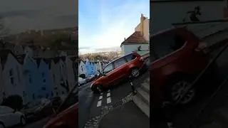 England&rsquo;s Steepest Street Claimed Another Car 🚗